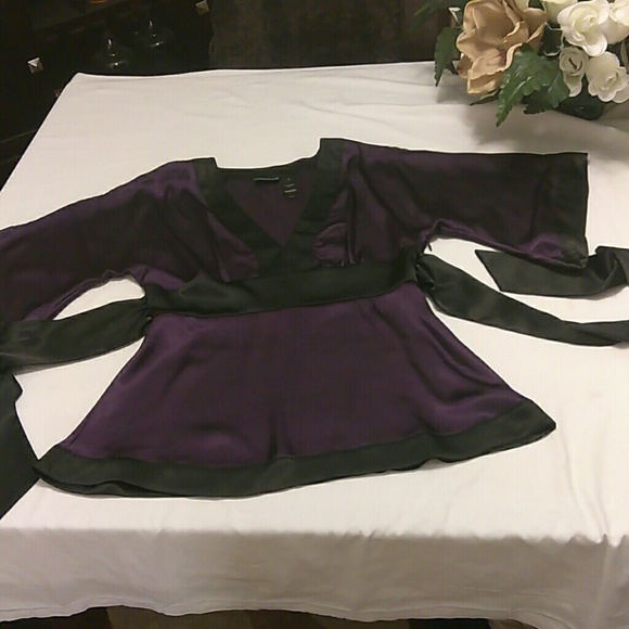 Bisou Bisou ladies top - Picture 2 of 6